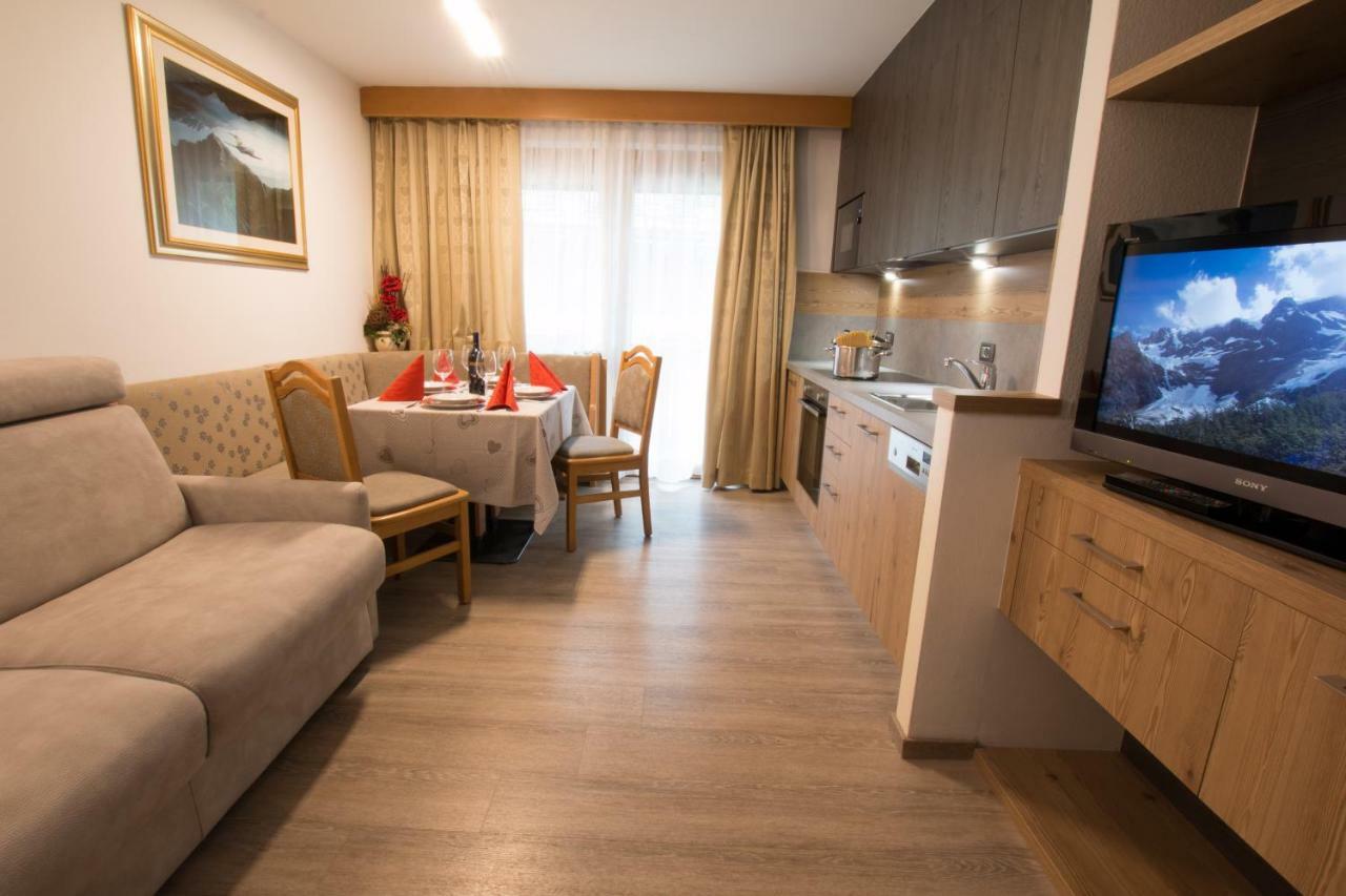 Residence Villa Artic Campitello di Fassa Luaran gambar